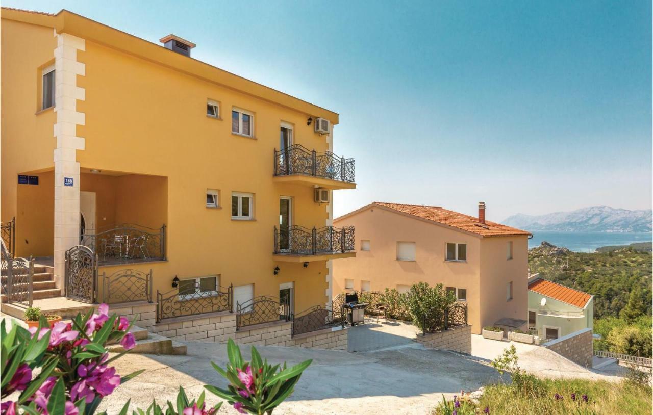 Beautiful Apartment In Krvavica With Kitchen Esterno foto